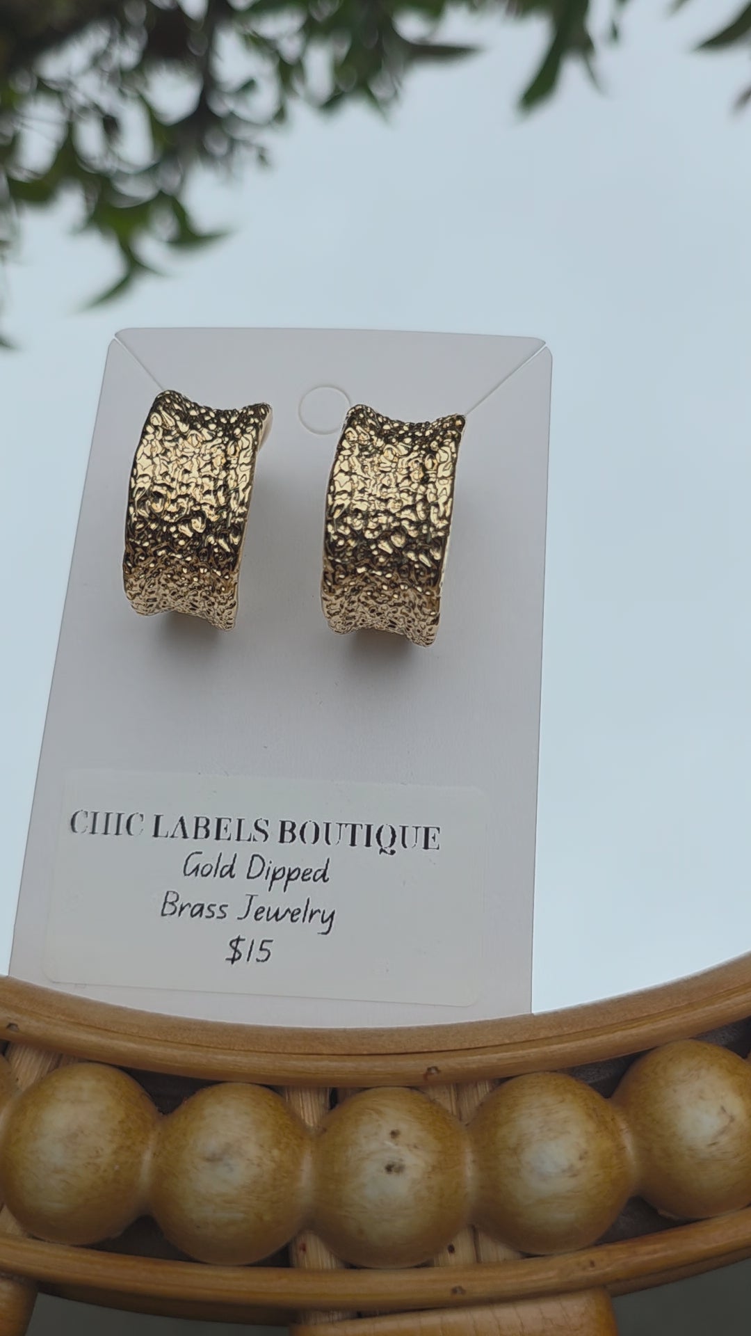 The Icon Textured Hoops