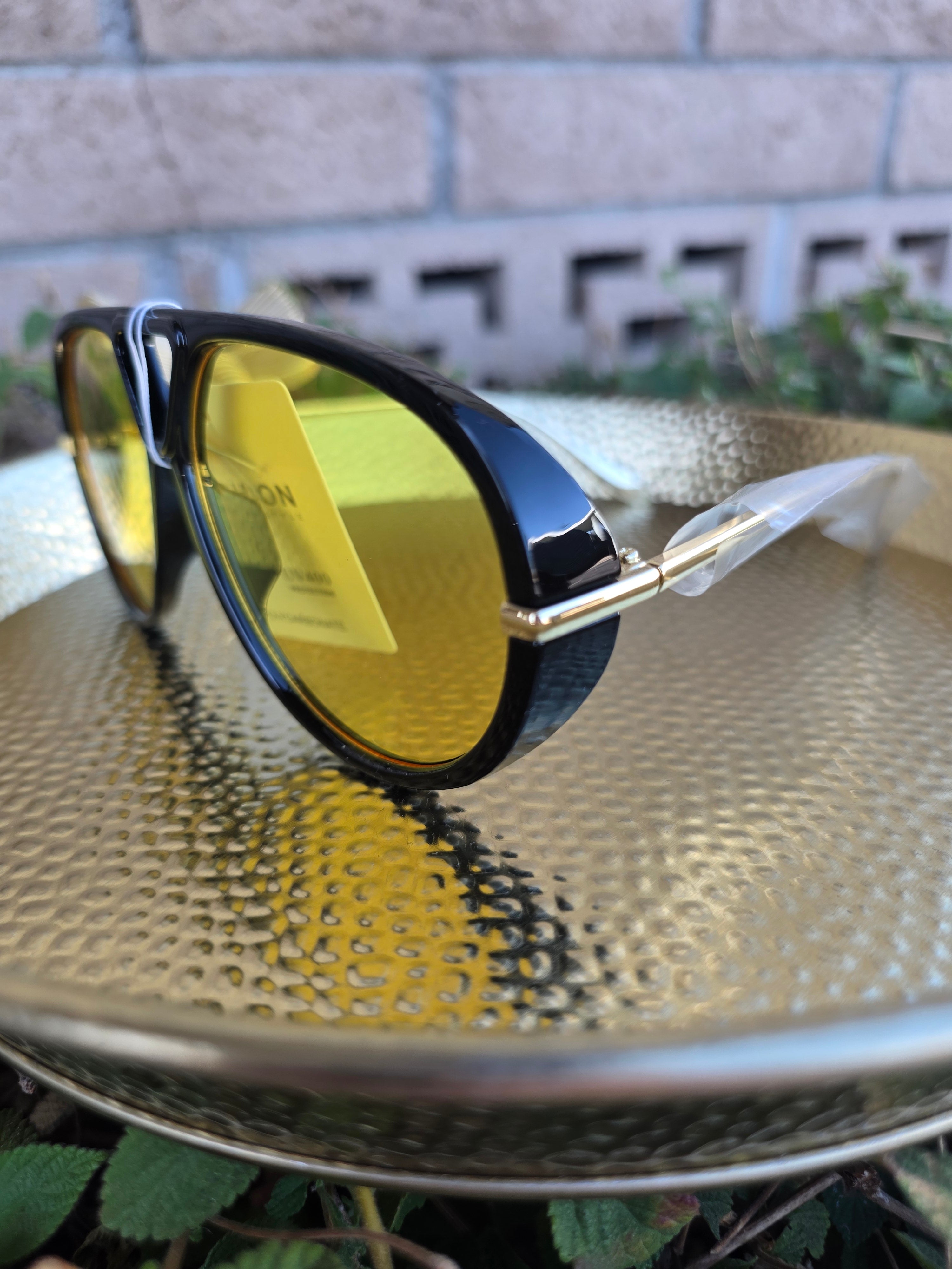Bo-ttega Aviator Sunglasses