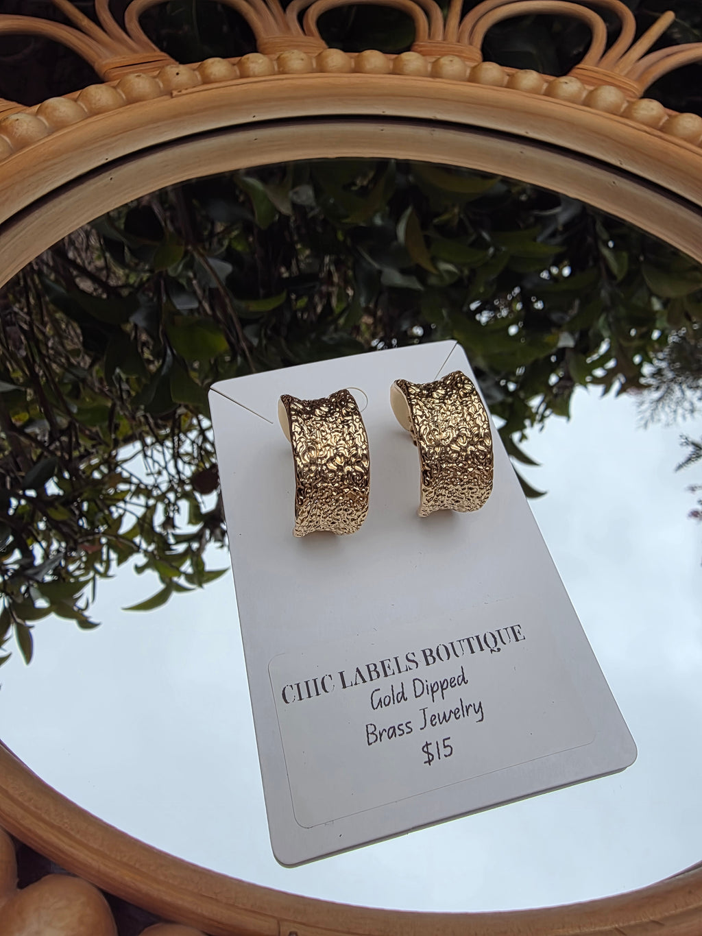 The Icon Textured Hoops