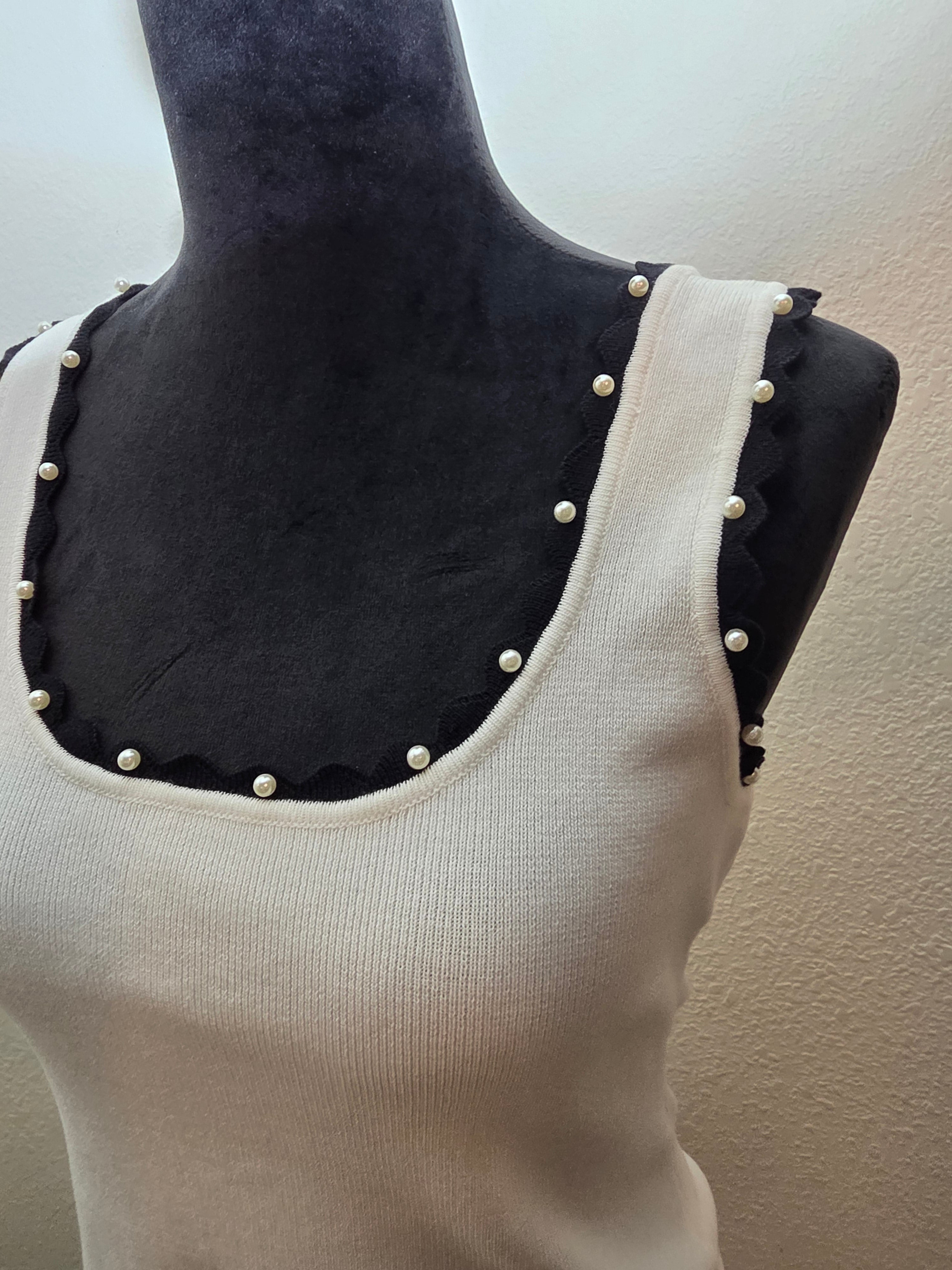 Juliette Pearl Scallop Top