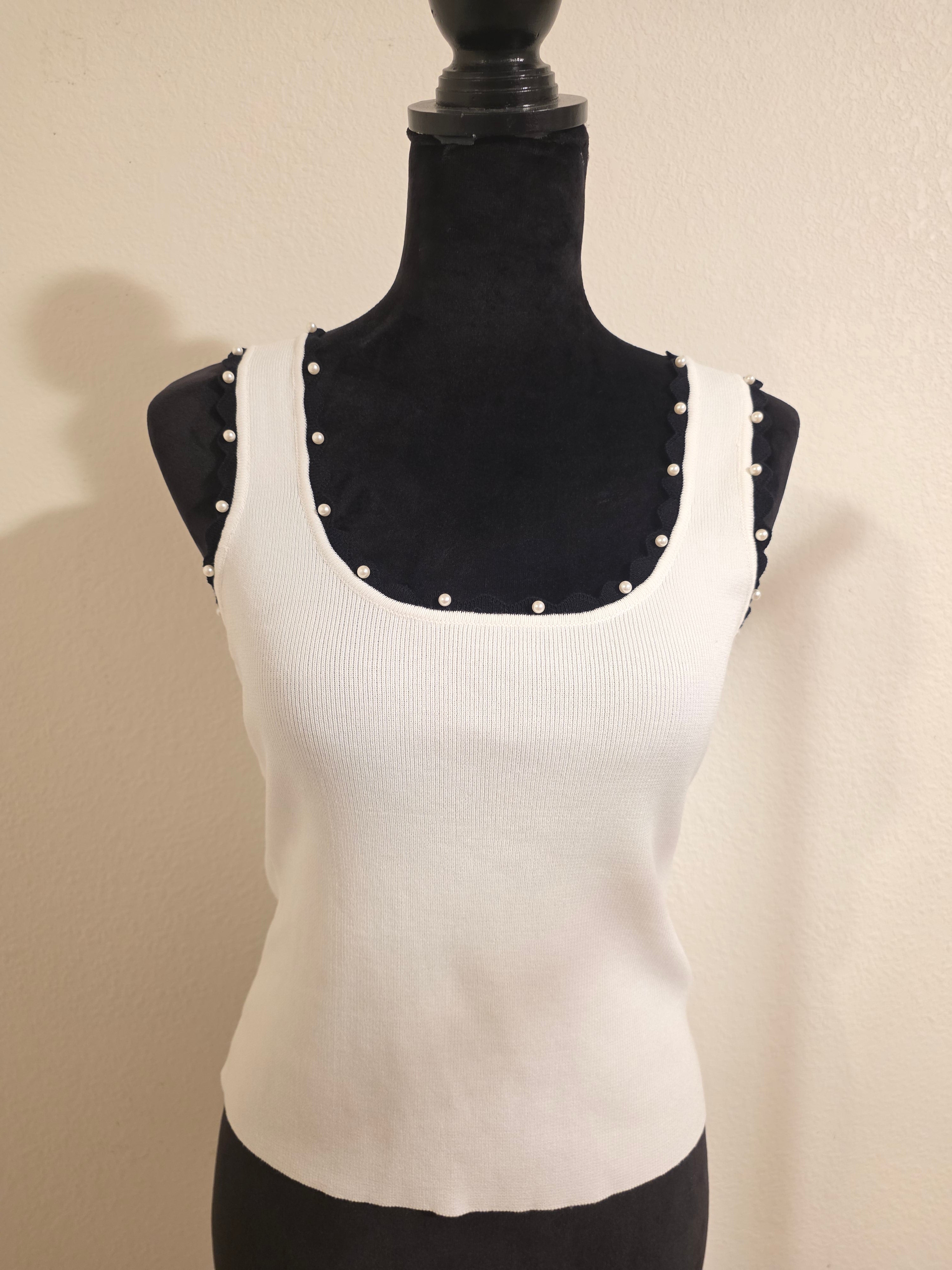 Juliette Pearl Scallop Top