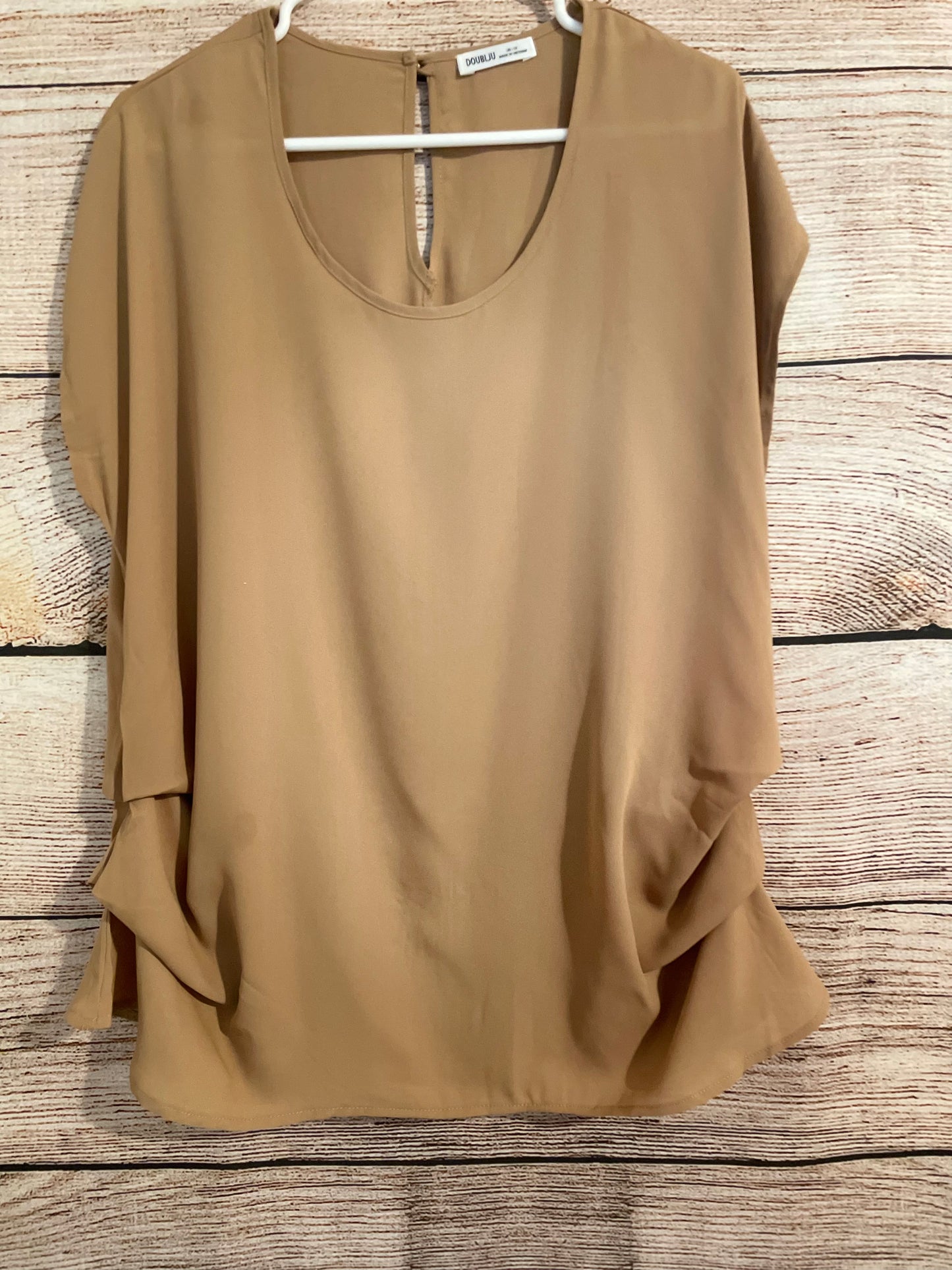 Ruched Side Plus Top