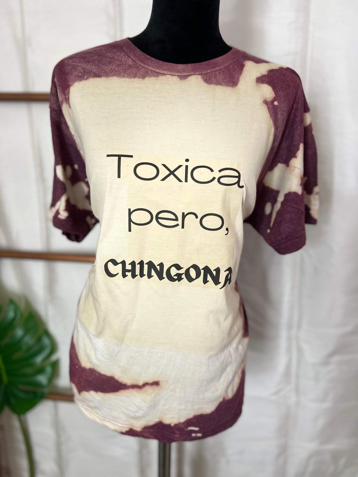 Burgundy Tóxica Tee